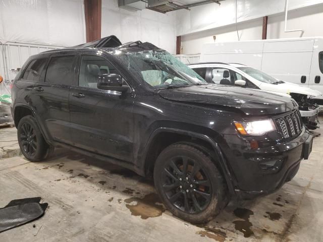 2020 Jeep Grand Cherokee Laredo