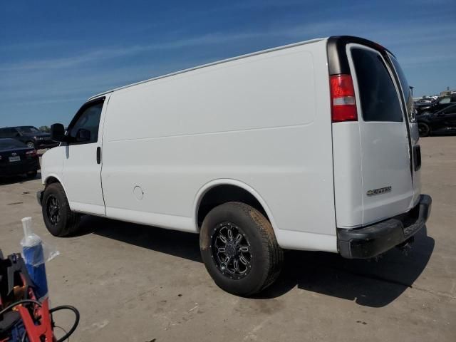 2017 Chevrolet Express G2500