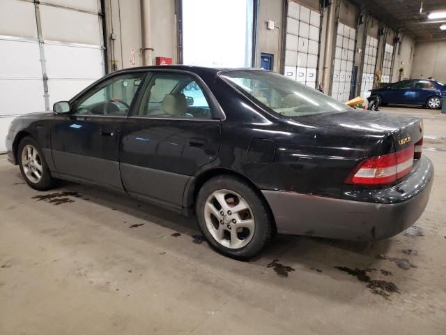 2000 Lexus ES 300