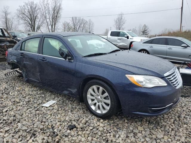 2013 Chrysler 200 Touring