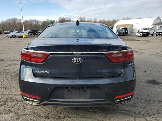 2017 KIA Cadenza Premium