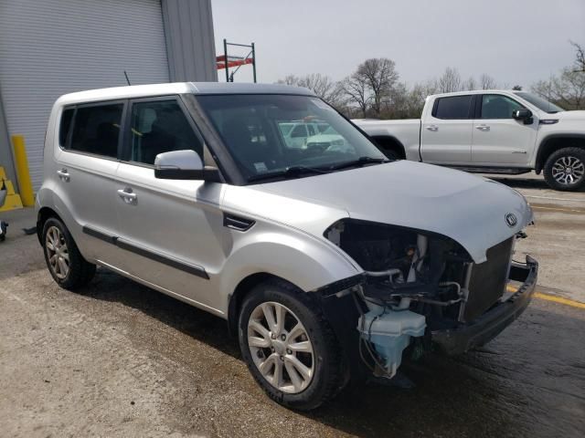 2013 KIA Soul +