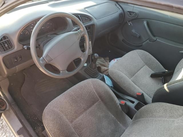 2001 Suzuki Swift Base