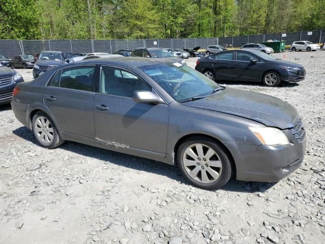 2005 Toyota Avalon XL