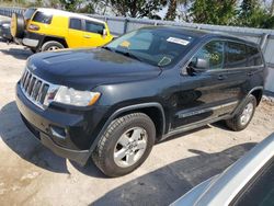 Compre carros salvage a la venta ahora en subasta: 2013 Jeep Grand Cherokee Laredo