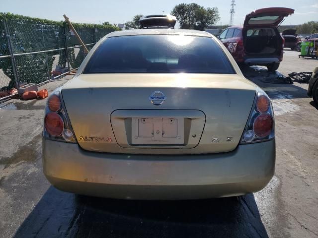 2004 Nissan Altima Base