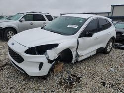 Salvage cars for sale at Wayland, MI auction: 2022 Ford Escape SE