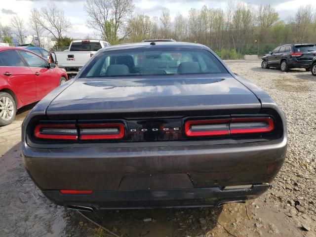 2017 Dodge Challenger SXT