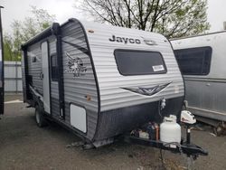 Salvage trucks for sale at Cahokia Heights, IL auction: 2020 Jayco JAY Flight