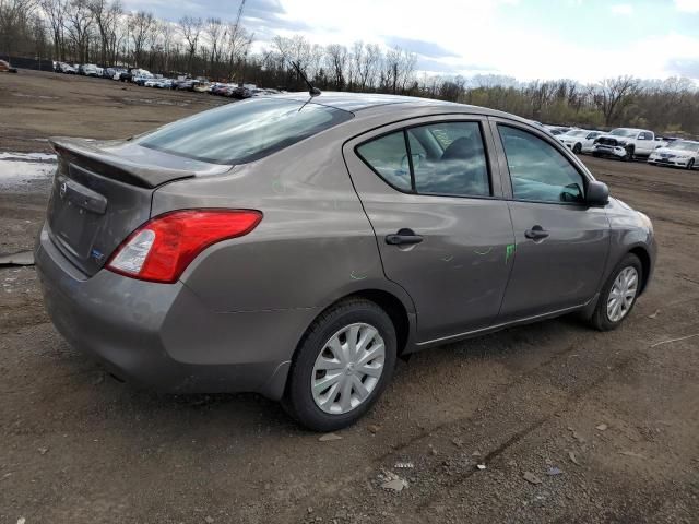 2013 Nissan Versa S