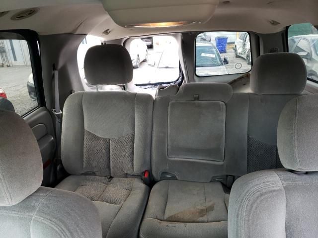 2004 Chevrolet Tahoe C1500