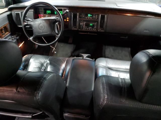 1996 Cadillac Fleetwood Base