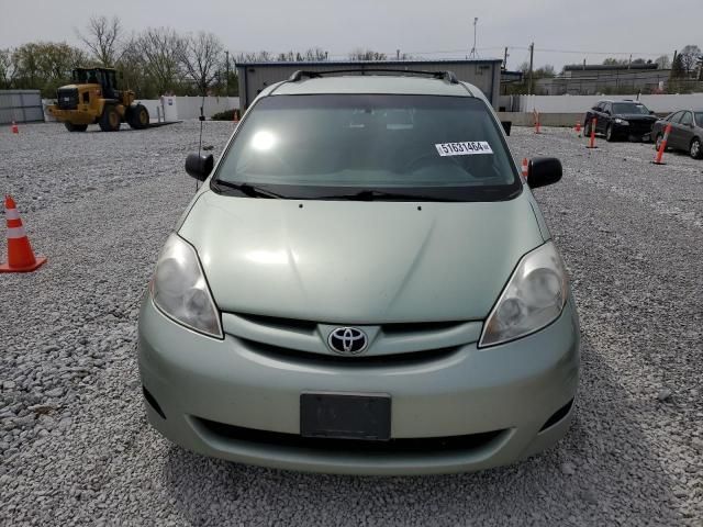 2009 Toyota Sienna CE