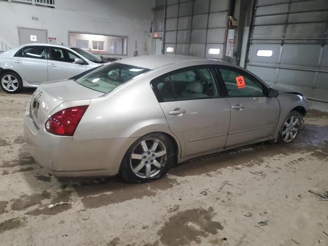 2005 Nissan Maxima SE