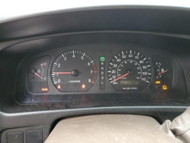 2000 Toyota Sienna LE