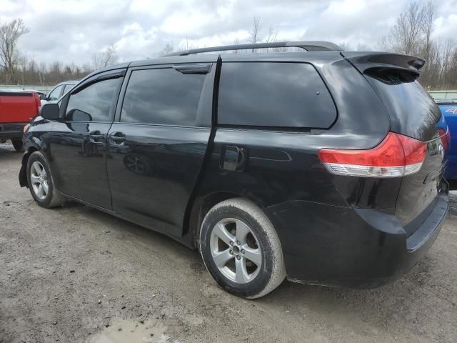 2011 Toyota Sienna LE