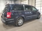 2010 Chrysler Town & Country Touring