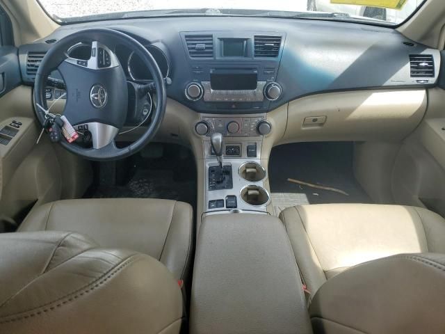 2011 Toyota Highlander Base