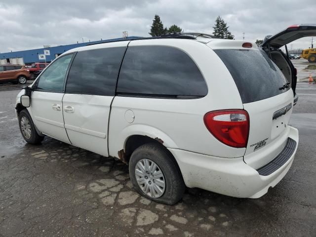 2007 Chrysler Town & Country LX