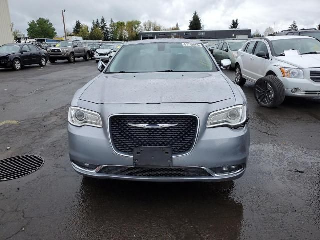 2016 Chrysler 300C