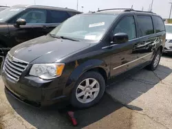 2010 Chrysler Town & Country Touring en venta en Woodhaven, MI