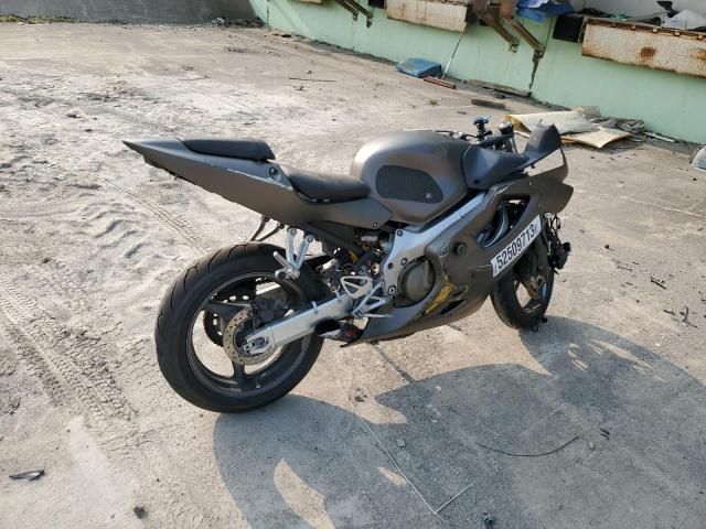 2004 Honda CBR600 F4