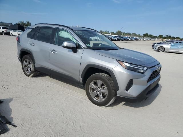 2022 Toyota Rav4 XLE