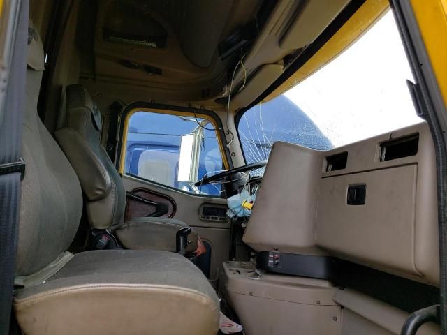 2005 International 9400 9400I