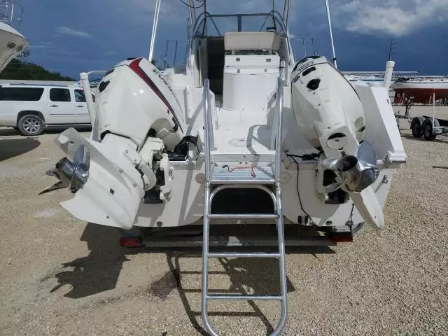 2001 Sptc Boat