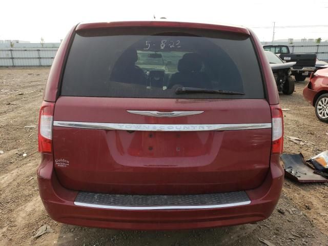 2013 Chrysler Town & Country Touring