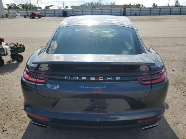 2018 Porsche Panamera 4