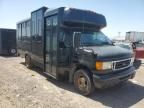 2005 Ford Econoline E450 Super Duty Cutaway Van