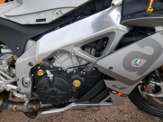 2016 Aprilia RSV4 RF