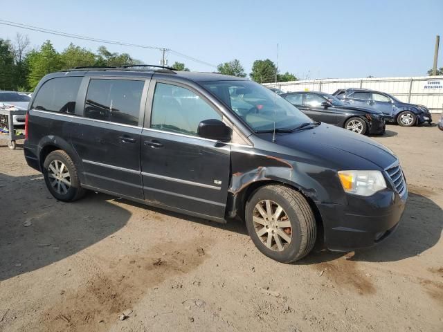 2009 Chrysler Town & Country Touring