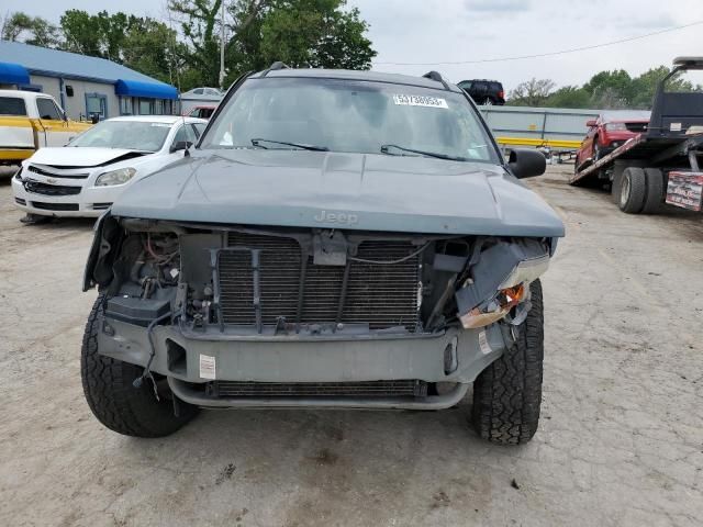 2002 Jeep Grand Cherokee Laredo