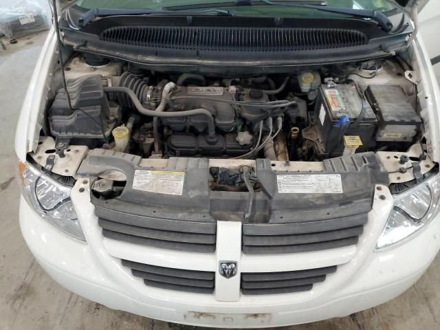 2005 Dodge Grand Caravan SE