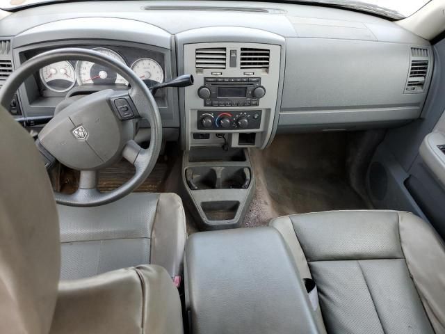 2005 Dodge Dakota SLT