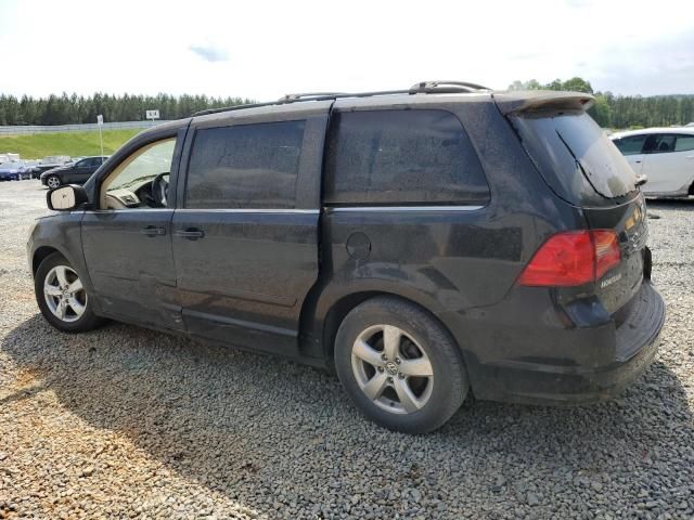 2009 Volkswagen Routan SE