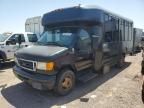 2005 Ford Econoline E450 Super Duty Cutaway Van