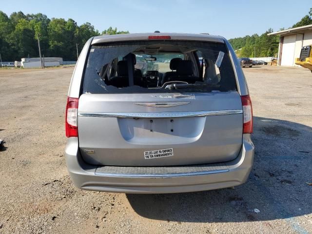 2015 Chrysler Town & Country Touring