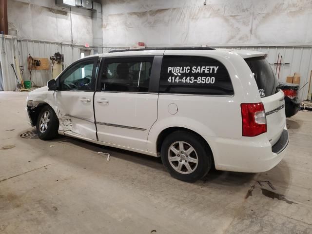 2013 Chrysler Town & Country Touring