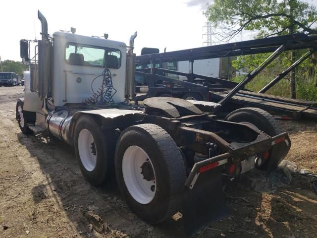 2004 Peterbilt 379