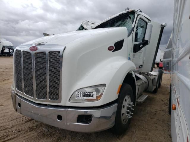 2015 Peterbilt 579