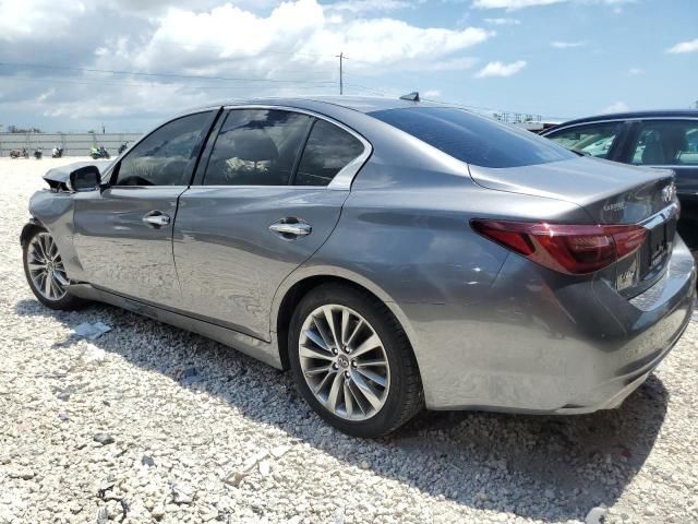 2018 Infiniti Q50 Luxe