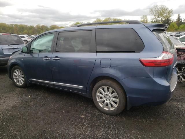 2017 Toyota Sienna XLE