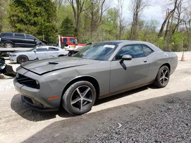 2017 Dodge Challenger SXT