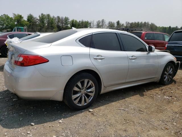 2012 Infiniti M56 X