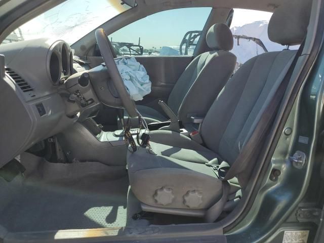 2002 Nissan Altima Base