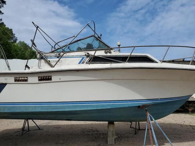 1988 Wells Cargo Boat