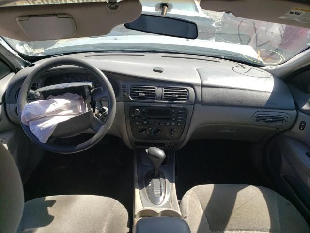 2004 Ford Taurus SE